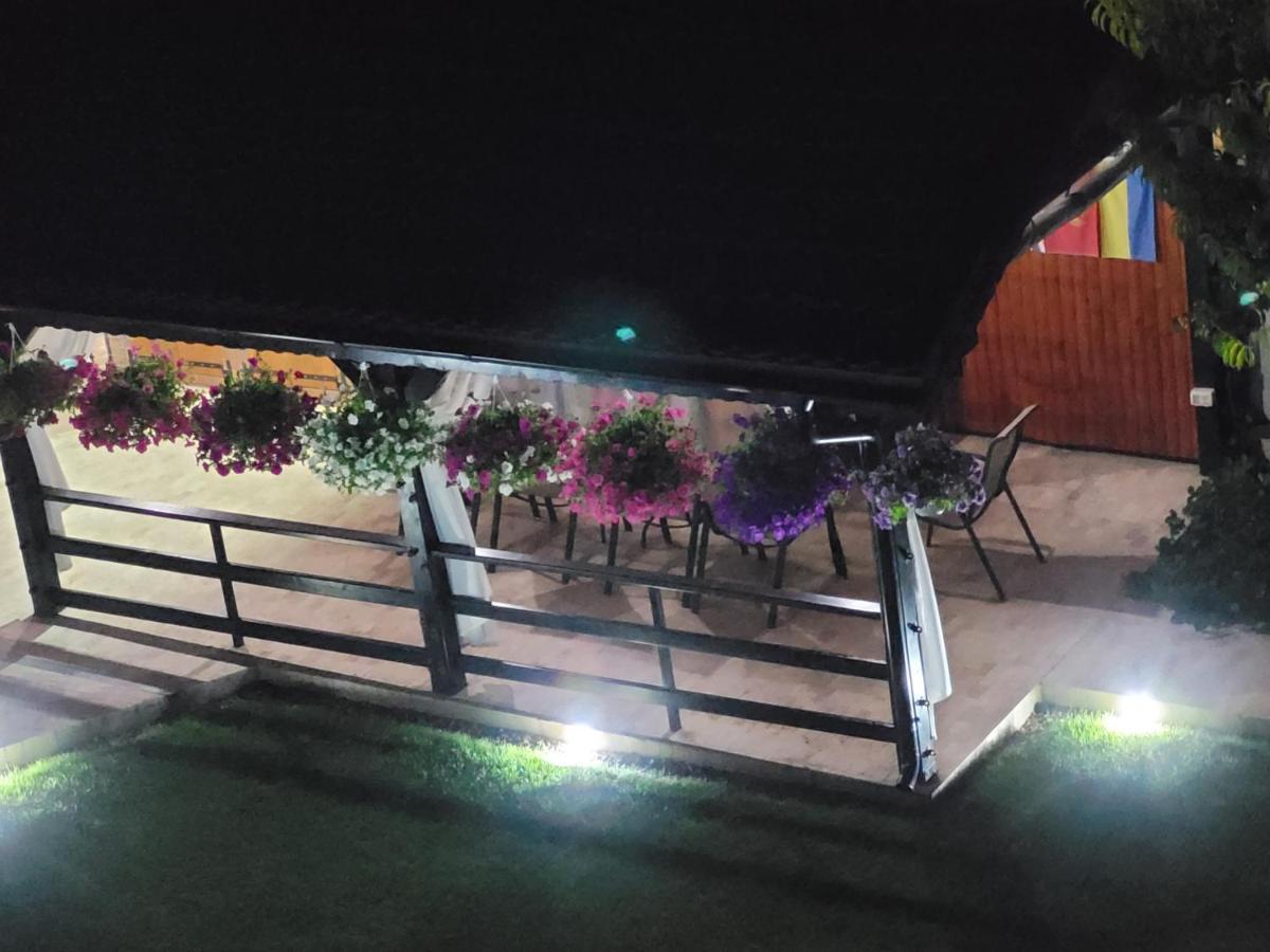 Kys House Hotel Techirghiol Ngoại thất bức ảnh