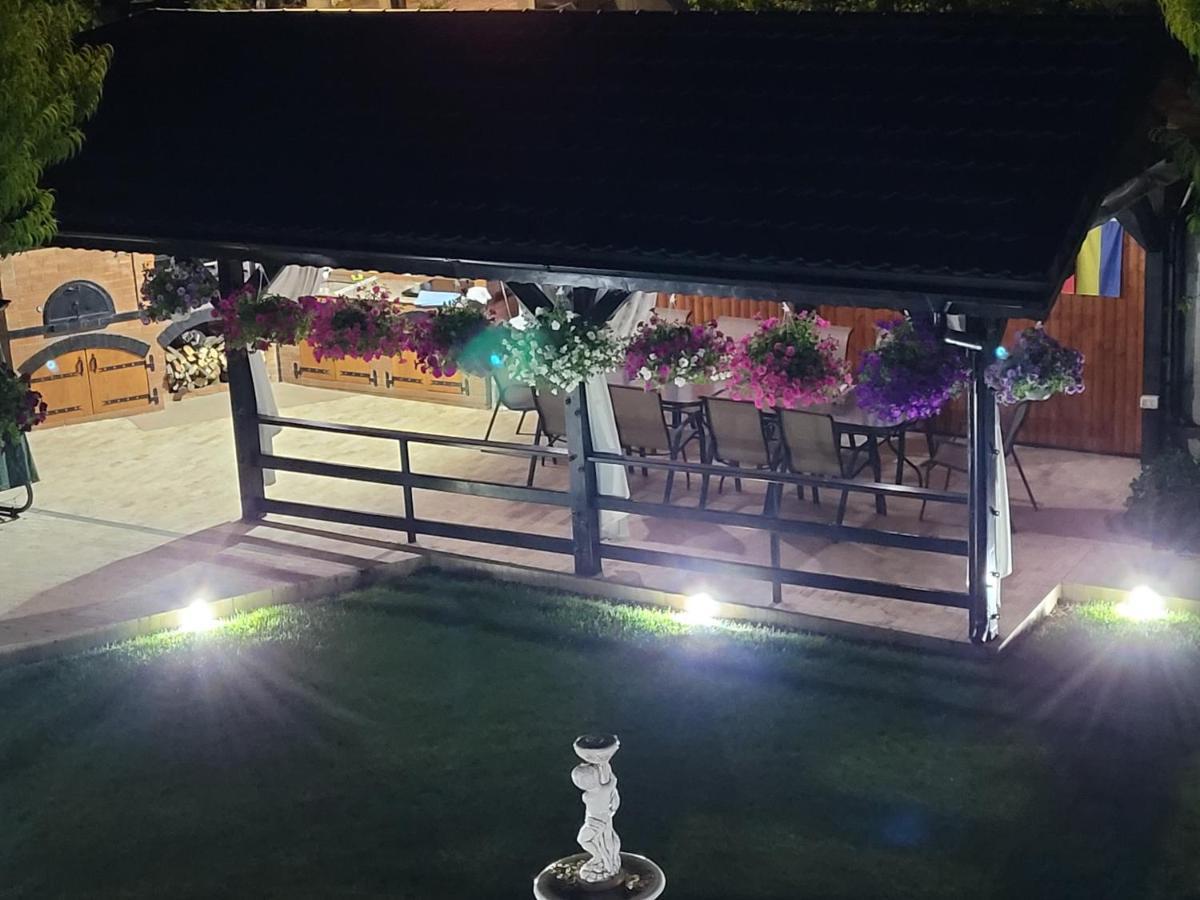 Kys House Hotel Techirghiol Ngoại thất bức ảnh