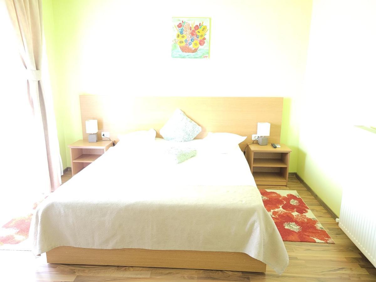 Kys House Hotel Techirghiol Ngoại thất bức ảnh