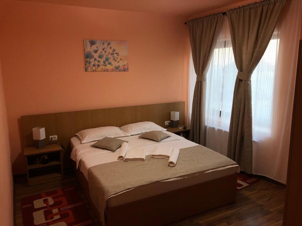 Kys House Hotel Techirghiol Ngoại thất bức ảnh
