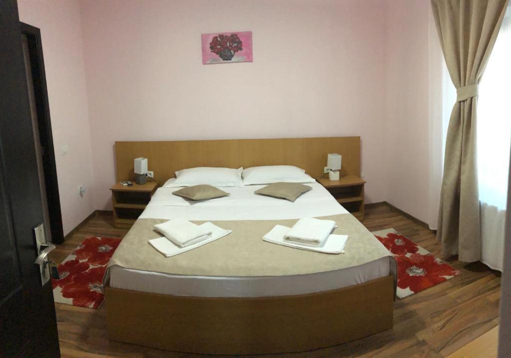 Kys House Hotel Techirghiol Ngoại thất bức ảnh