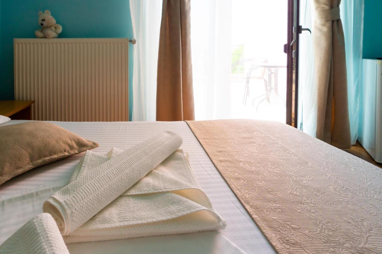 Kys House Hotel Techirghiol Ngoại thất bức ảnh